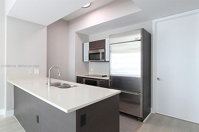 500 Brickell Ave 4110, Miami, FL 33131