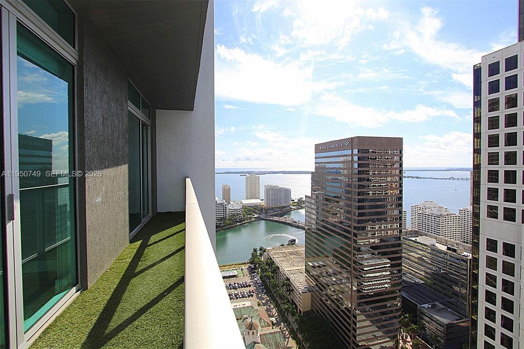 500 Brickell Ave 4110, Miami, FL 33131