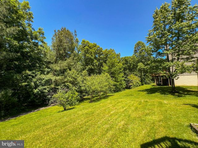 7822 QUILL POINT DR, Bowie, MD 20720