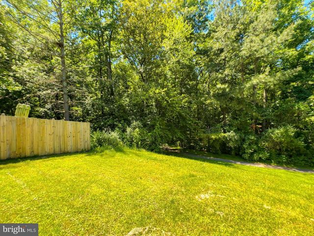 7822 QUILL POINT DR, Bowie, MD 20720