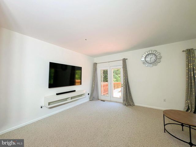 7822 QUILL POINT DR, Bowie, MD 20720