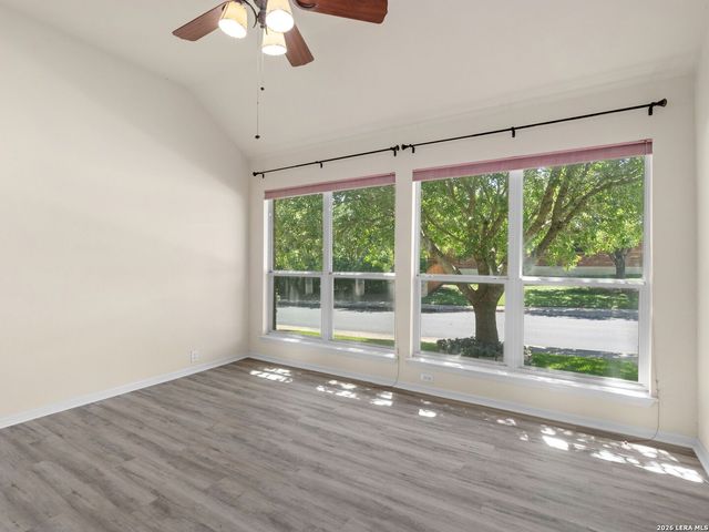 10426 Rainbow Vw, Helotes, TX 78023