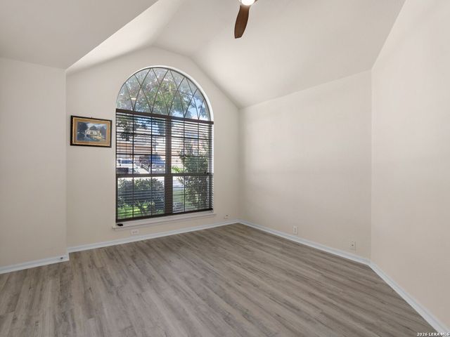 10426 Rainbow Vw, Helotes, TX 78023