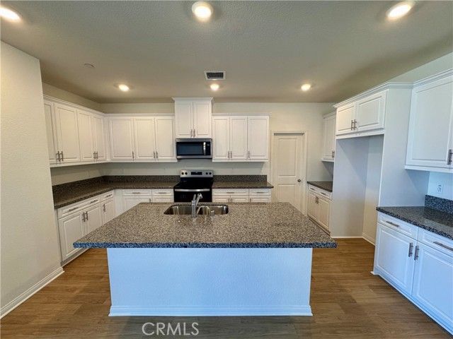 27150 Denali Court, Corona, CA 92883