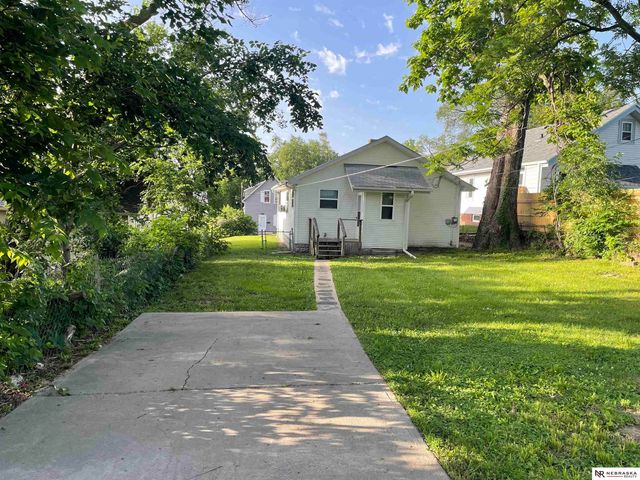 4317 Emmet Street, Omaha, NE 68111