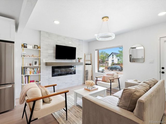 1844 W 39th Avenue, Denver, CO 80211