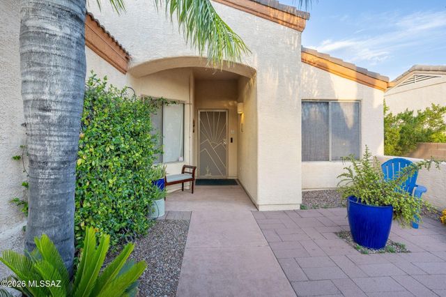 11618 N Flat Iron Drive, Tucson, AZ 85737