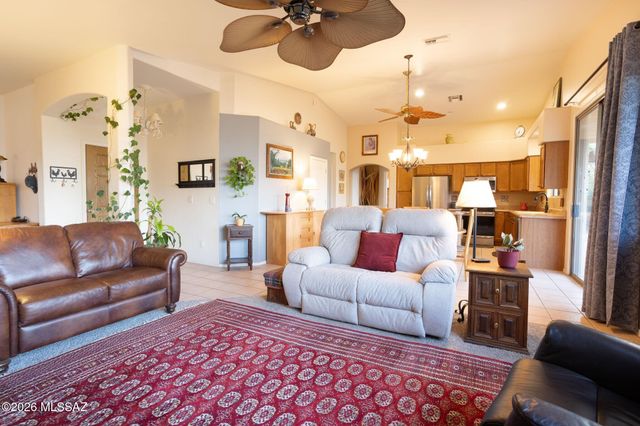 11618 N Flat Iron Drive, Tucson, AZ 85737