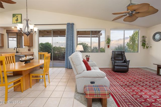 11618 N Flat Iron Drive, Tucson, AZ 85737