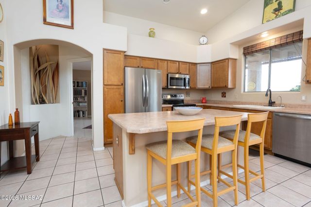 11618 N Flat Iron Drive, Tucson, AZ 85737