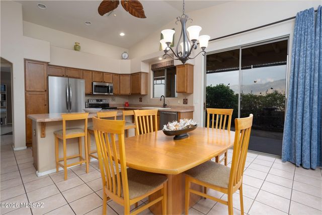 11618 N Flat Iron Drive, Tucson, AZ 85737