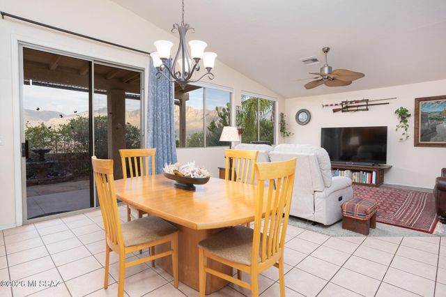 11618 N Flat Iron Drive, Tucson, AZ 85737