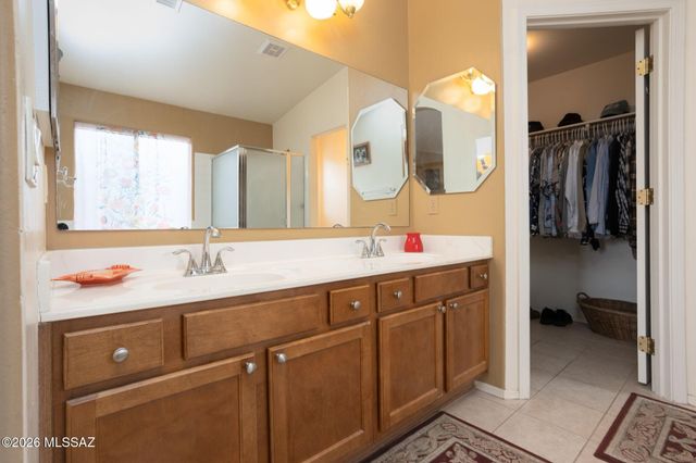11618 N Flat Iron Drive, Tucson, AZ 85737