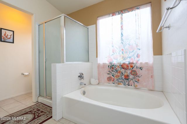 11618 N Flat Iron Drive, Tucson, AZ 85737
