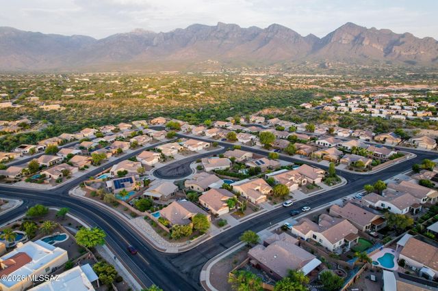 11618 N Flat Iron Drive, Tucson, AZ 85737