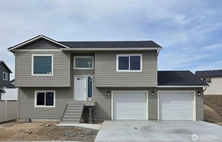 1349 Juno Street SE, East Wenatchee, WA 98802