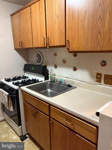 4309 AMERICANA DR #10, Annandale, VA 22003
