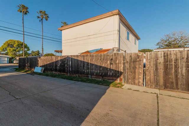 904 12th Street, Imperial Beach, CA 91932