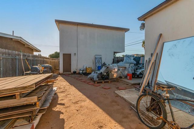 904 12th Street, Imperial Beach, CA 91932