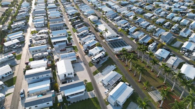 11531 Papershell DR, Fort Myers, FL 33908