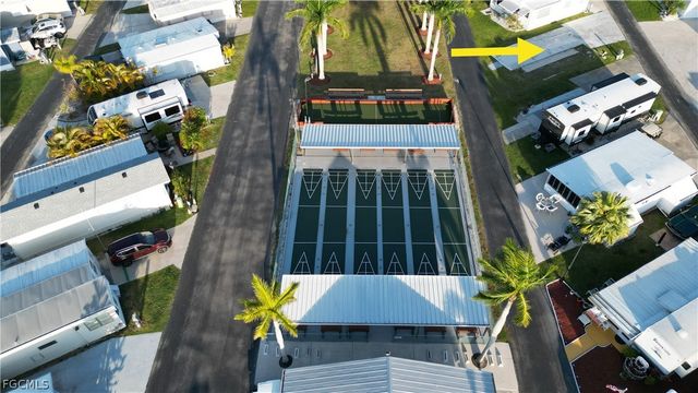 11531 Papershell DR, Fort Myers, FL 33908