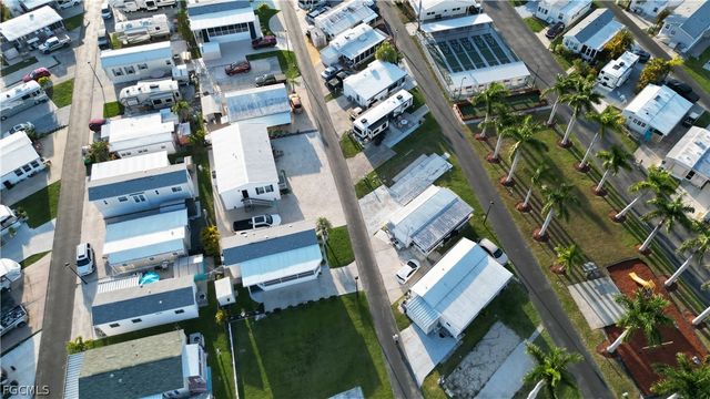 11531 Papershell DR, Fort Myers, FL 33908