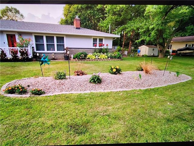 1572 Scribner Road, Penfield, NY 14526