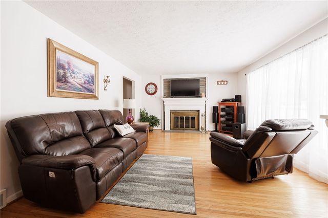 1572 Scribner Road, Penfield, NY 14526