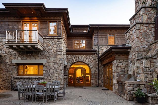 72 Fern Canyon Road, Carmel, CA 93923