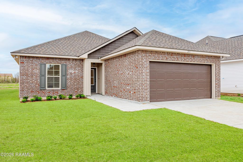 211 Cainwood Court, Carencro, LA 70520
