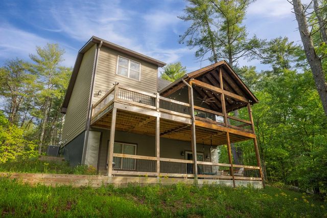 345 Deer Trail, Mineral Bluff, GA 30559