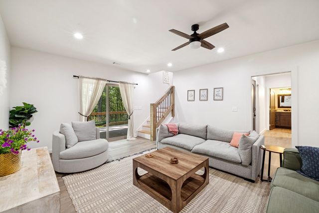 345 Deer Trail, Mineral Bluff, GA 30559