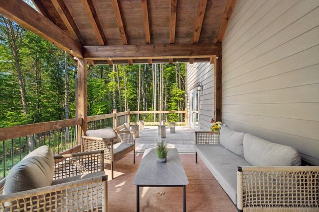 345 Deer Trail, Mineral Bluff, GA 30559