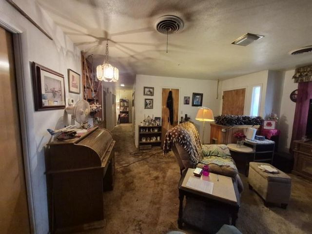 1808 W 18th Street, Plainview, TX 79072