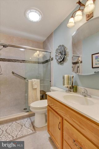 7 SUNSHINE AVE, Gettysburg, PA 17325