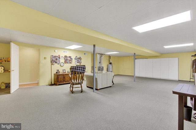 7 SUNSHINE AVE, Gettysburg, PA 17325