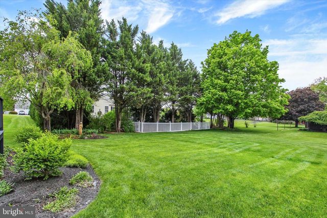 7 SUNSHINE AVE, Gettysburg, PA 17325