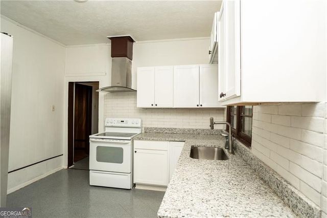 305 Wolfe Street, Dublin, GA 31021