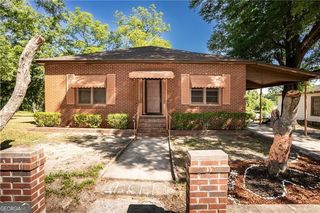 305 Wolfe Street, Dublin, GA 31021