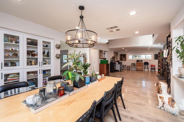 10381 Blue Light Ln, Auburn, CA 95603