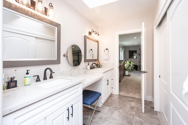10381 Blue Light Ln, Auburn, CA 95603