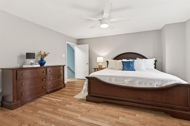 8714 Dawnridge Drive, Houston, TX 77071