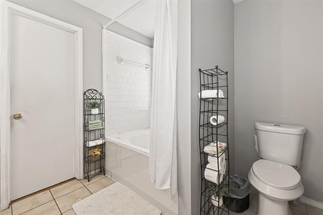 8714 Dawnridge Drive, Houston, TX 77071