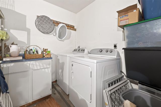 8714 Dawnridge Drive, Houston, TX 77071