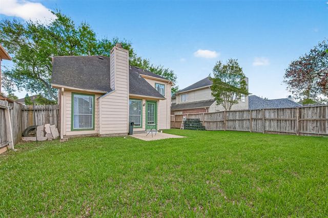 8714 Dawnridge Drive, Houston, TX 77071