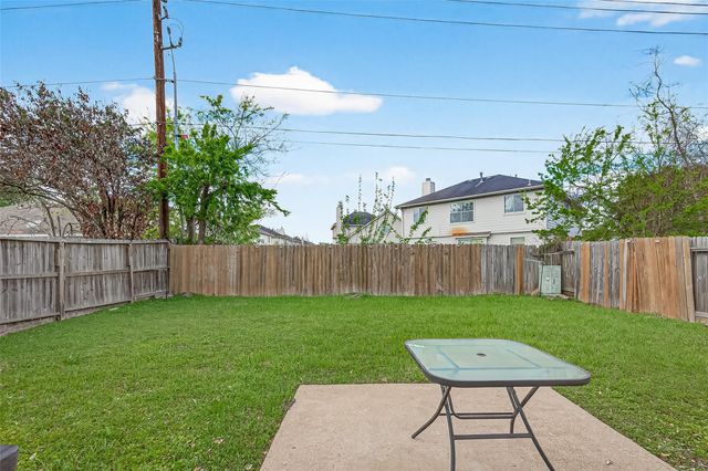 8714 Dawnridge Drive, Houston, TX 77071