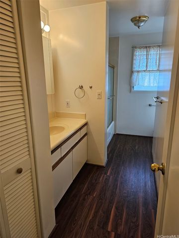 844 Wahinani Street, Pearl City, HI 96782