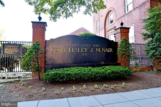1435 4th St SW Apt B107, Washington, DC 20024