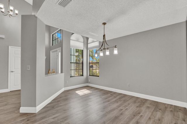 1575 Windship Circle, Wellington, FL 33414