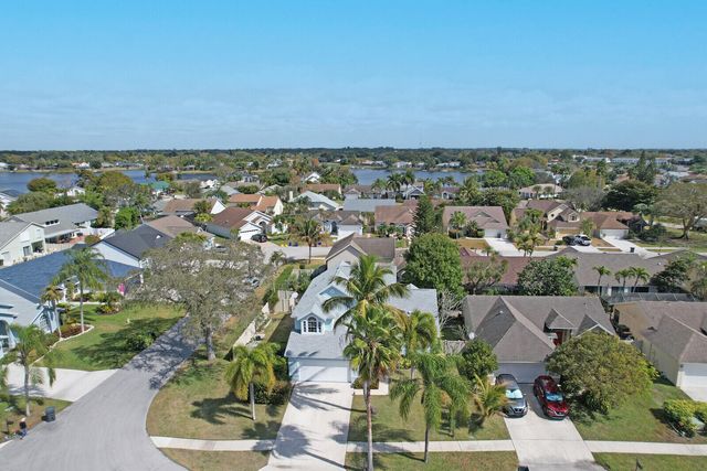 1575 Windship Circle, Wellington, FL 33414